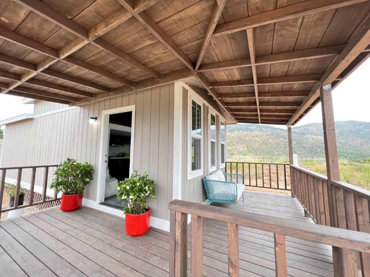 Lirios Tiny House En Valle De Guadalupe Exterior photo
